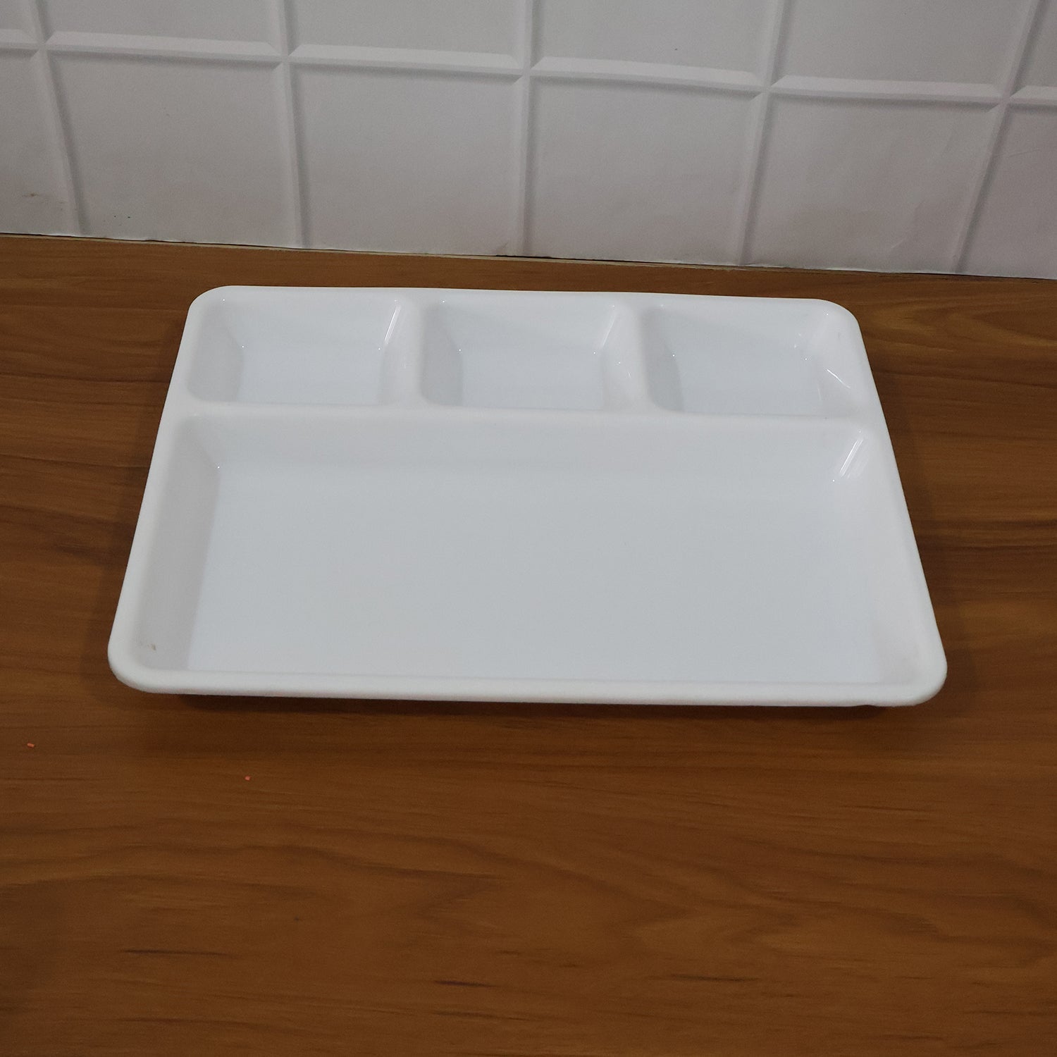 Plastic 4-Compartment Rectangular Meal Serving Tray / Plate (1 Pc / White)