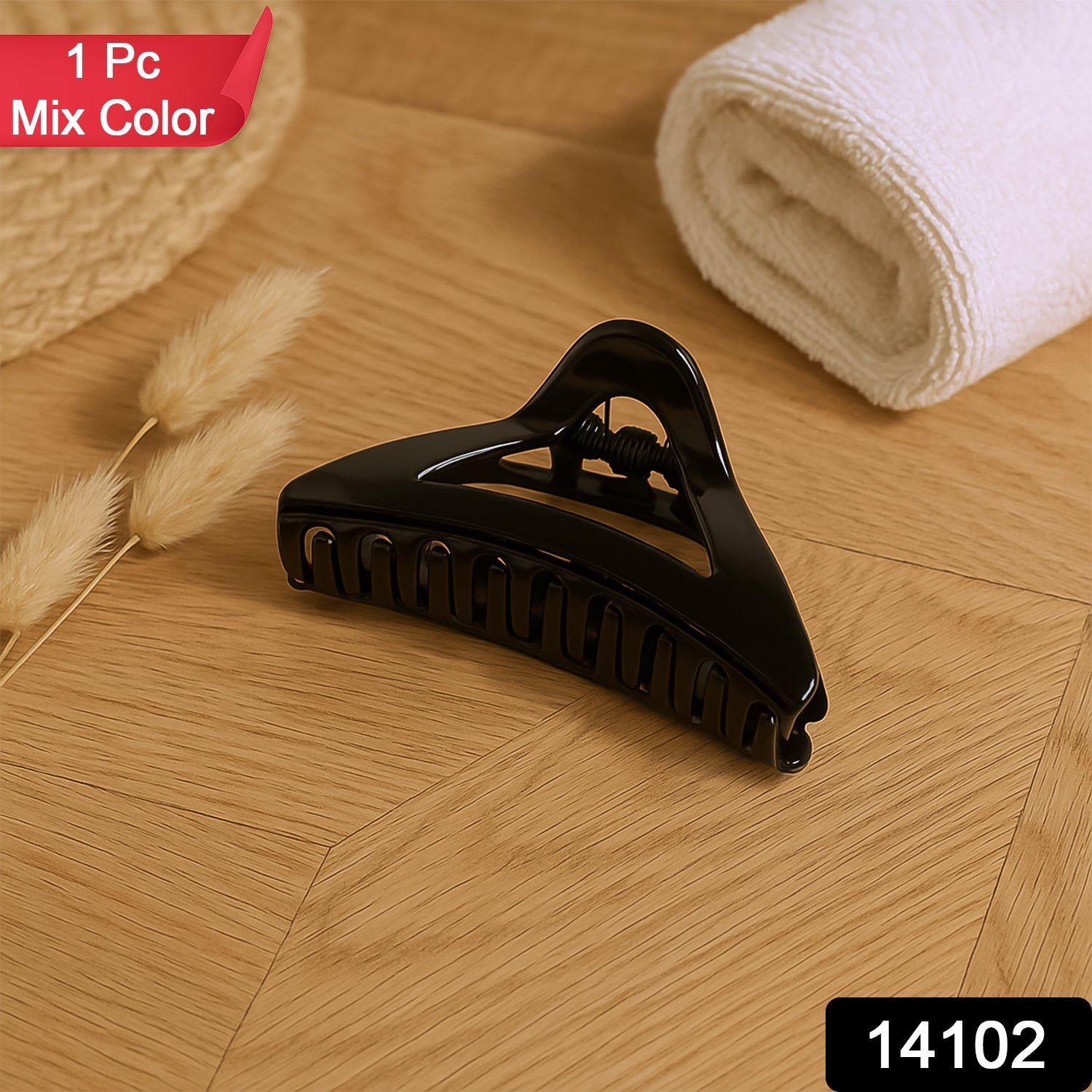Close-up of triangle hair claw clip with plastic material